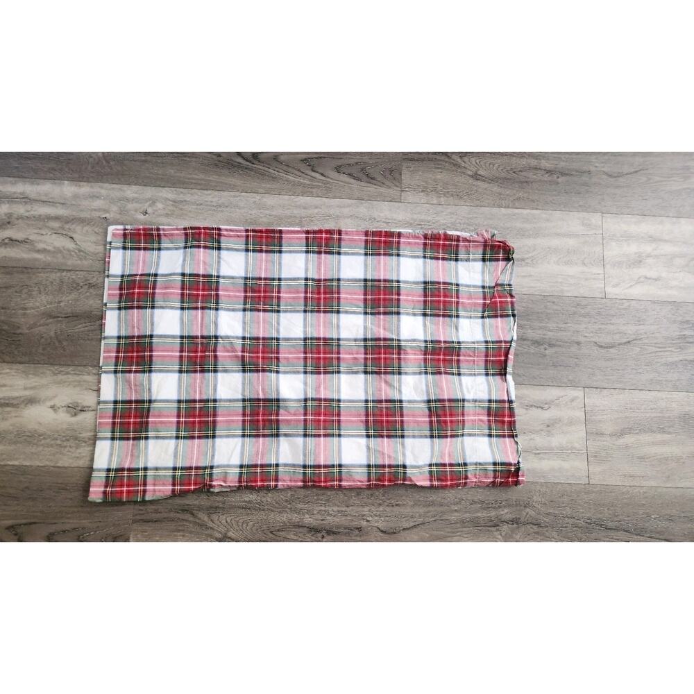 Pottery Barn Red Stewart Plaid Cotton 2 Standard Pillow Cases - Picture 3 of 8
